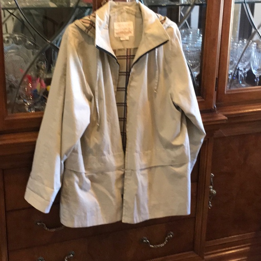 Tan Lightweight Coat L